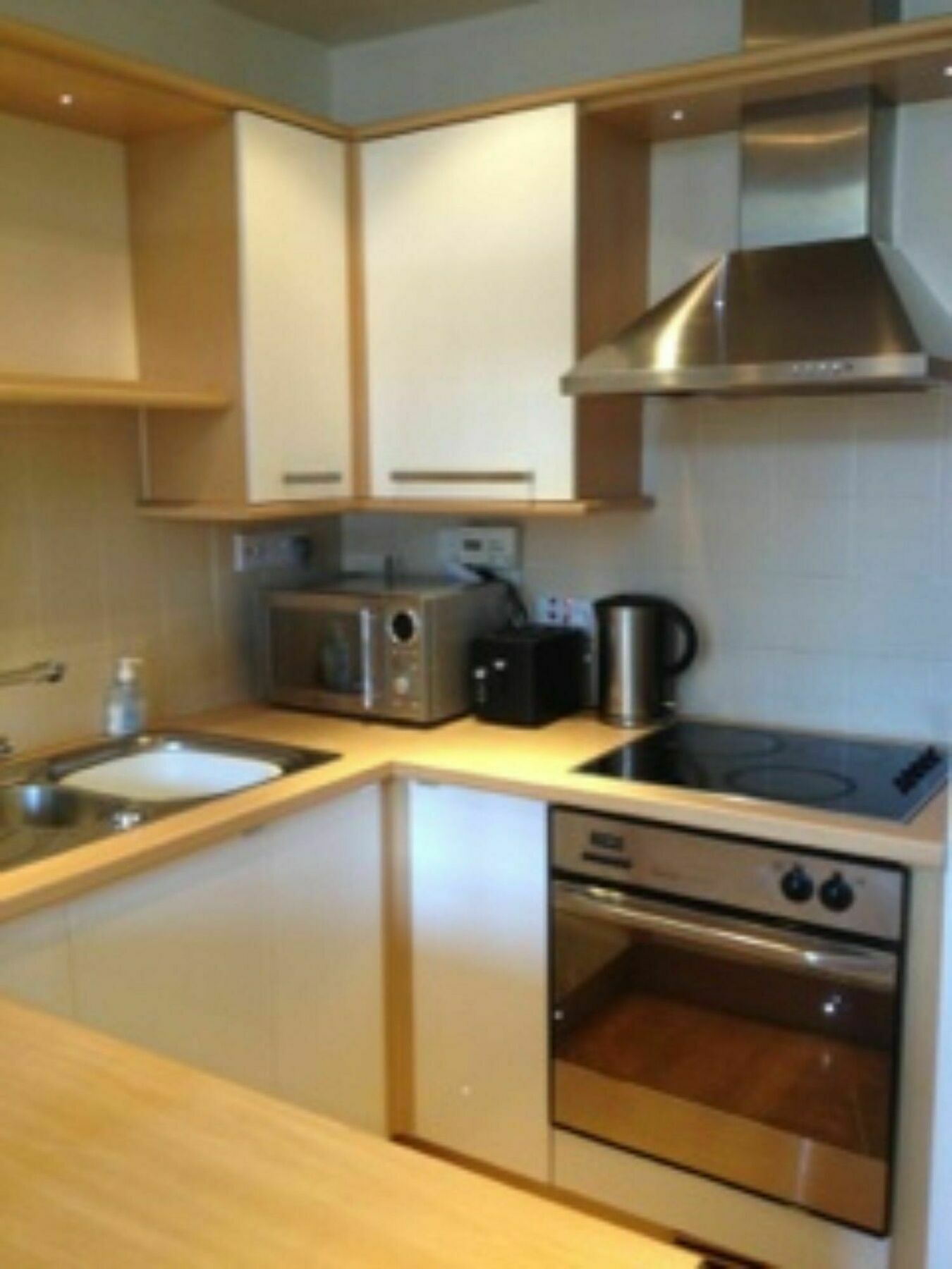 Two Bedroom Flat In Appartement Edinburgh